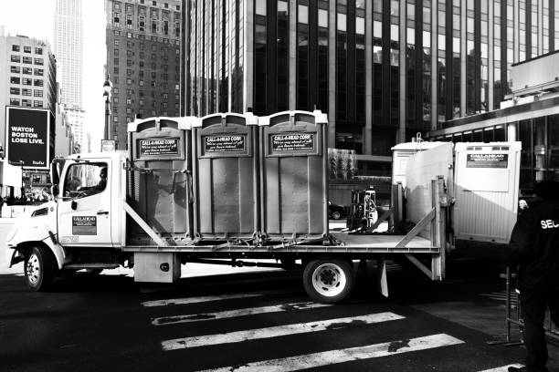 Best Emergency porta potty rental  in Galveston, IN